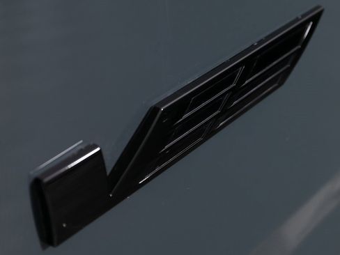 Used 2025 Cadillac Escalade V image 64