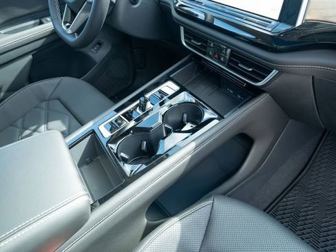 New 2026 Volkswagen Atlas SE FWD image 45