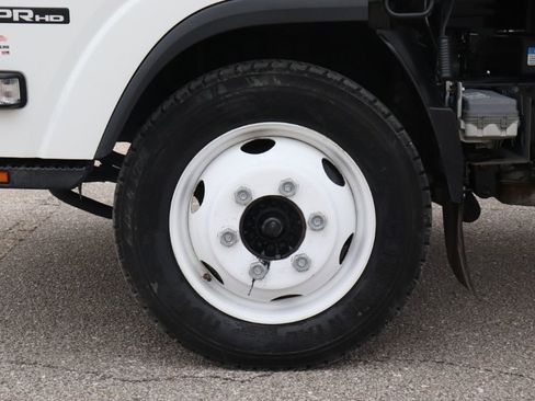 Used 2020 Isuzu NPR image 44