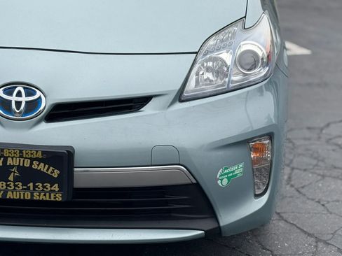 Used 2012 Toyota Prius Prime Plug-In Hybrid FWD image 4