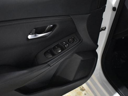 Used 2024 Nissan Sentra SV image 14