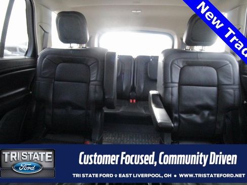 Used 2023 Lincoln Aviator Reserve w/ Equipment Group 201A image 7