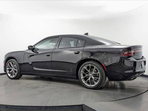 Used 2021 Dodge Charger SXT w/ Plus Group RWD image 6