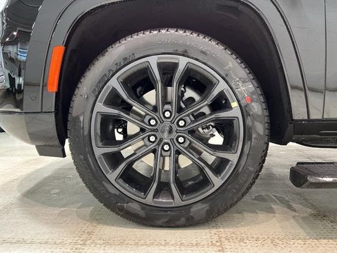 New 2024 Jeep Grand Wagoneer Series II w/ Quick Order Packagew 28T image 44