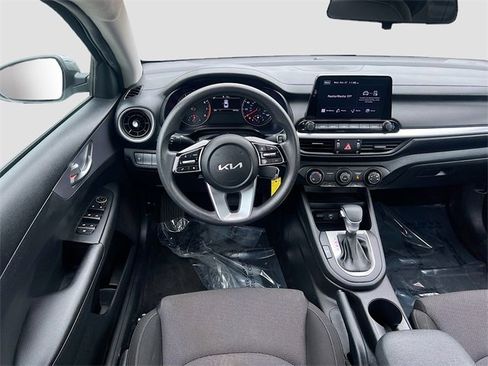 Used 2022 Kia Forte LXS image 20