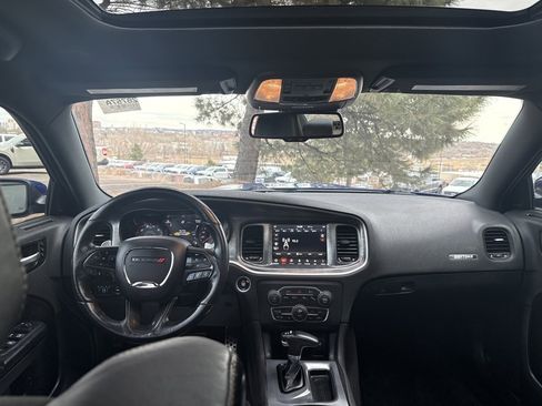 Used 2018 Dodge Charger R/T image 19