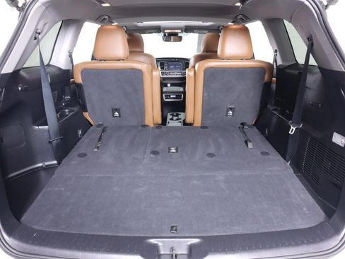 Used 2019 Toyota Highlander Limited AWD/4WD image 38