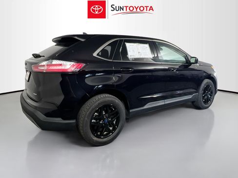 Used 2022 Ford Edge SEL AWD/4WD image 4