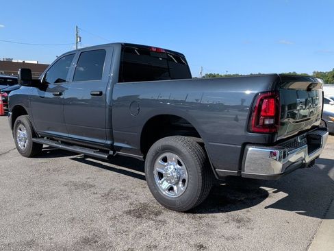 Used 2026 RAM 2500 Tradesman AWD/4WD image 4