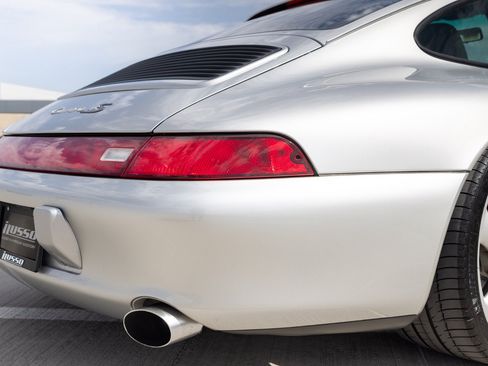 Used 1997 Porsche 911 Carrera 4S AWD/4WD image 30