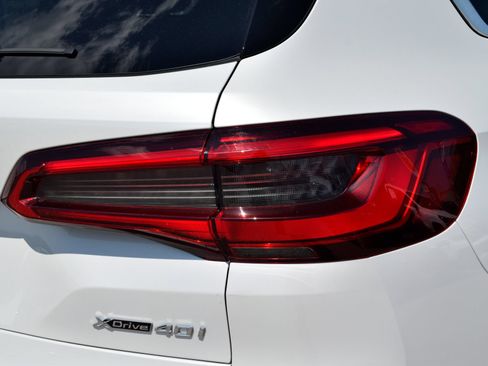 Used 2019 BMW X5 xDrive40i AWD/4WD image 18