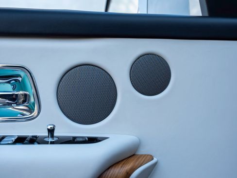 Certified 2021 Rolls-Royce Cullinan image 19