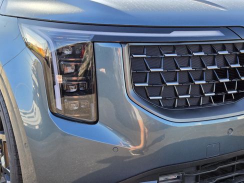 New 2026 Kia Carnival SX Prestige image 3