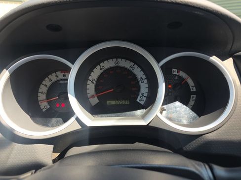 Used 2012 Toyota Tacoma 2WD Regular Cab image 19