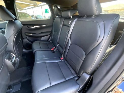 New 2025 INFINITI QX50 Sport image 15