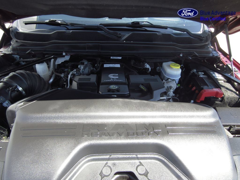 Used 2022 RAM 3500 Laramie AWD/4WD image 5