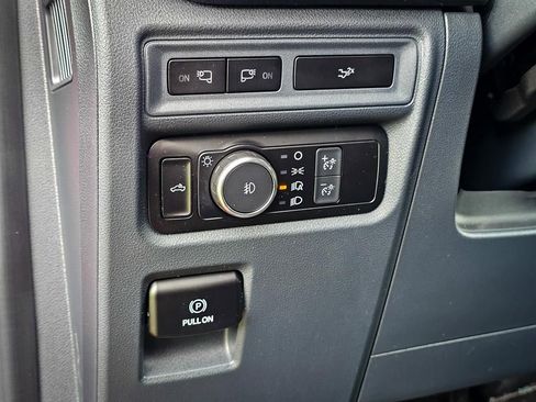 Used 2022 Ford F150 XLT w/ Equipment Group 302A High image 16