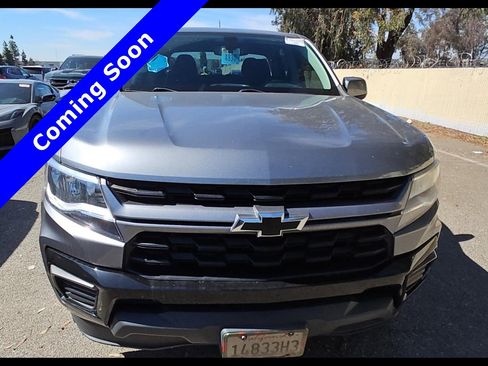 Used 2021 Chevrolet Colorado LT image 3