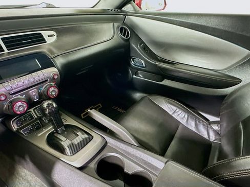 Used 2012 Chevrolet Camaro SS w/ RS Package image 24