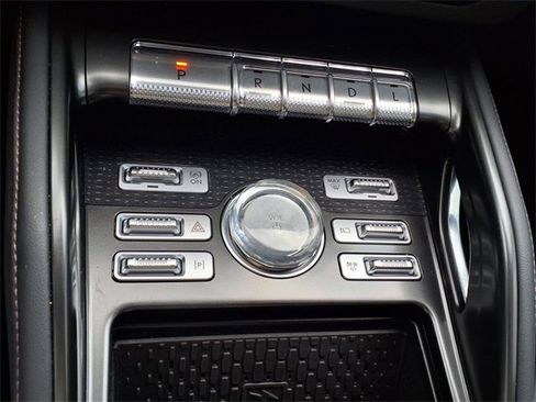 New 2025 Lincoln Nautilus Premier w/ Equipment Group 102A image 15