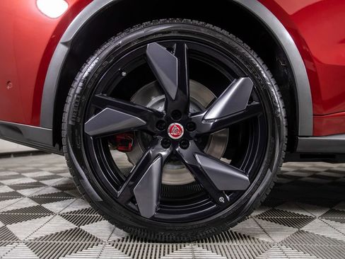 Used 2021 Jaguar F-PACE SVR image 44