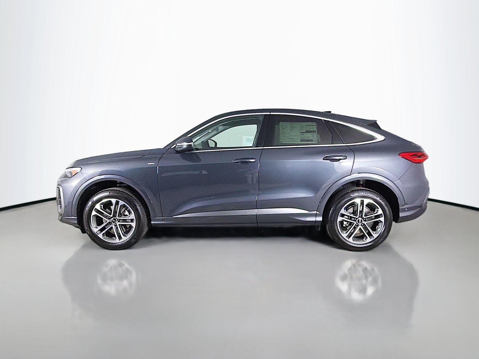 New 2026 Audi Q5 Premium Plus AWD/4WD image 4