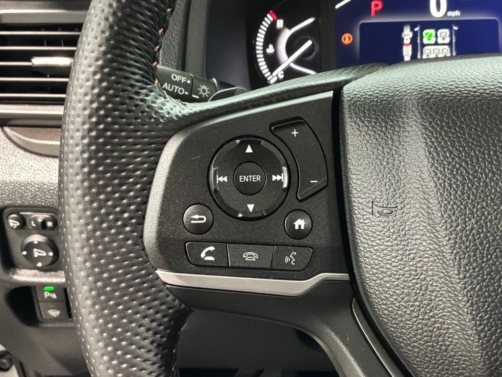 Certified 2025 Honda Passport TrailSport image 10