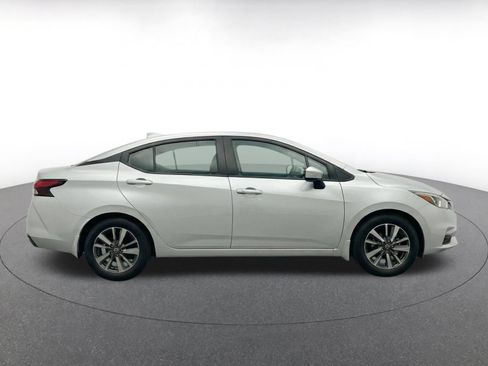 Used 2025 Nissan Versa SV FWD image 8