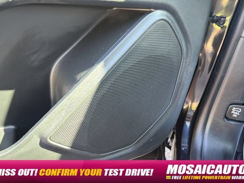 Used 2023 Ford Explorer XLT w/ Equipment Group 202A AWD/4WD image 27