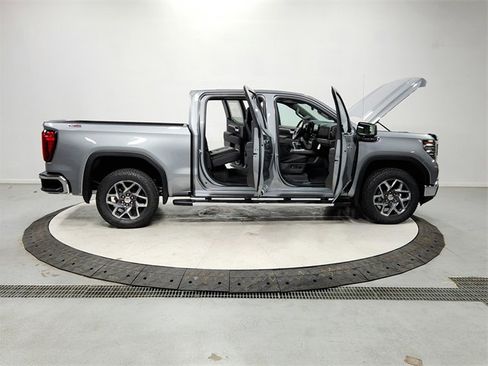 New 2026 GMC Sierra 1500 SLT w/ SLT Premium Plus Package image 16