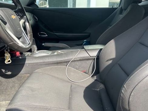 Used 2015 Chevrolet Camaro LT w/ 1LT Preferred Package RWD image 6