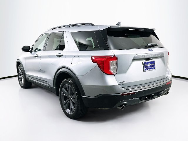 Used 2023 Ford Explorer XLT w/ Equipment Group 202A AWD/4WD image 6