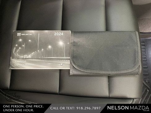 Used 2024 Buick Envision Preferred image 49