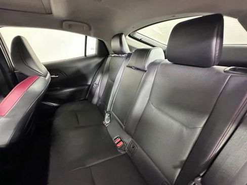 Used 2023 Toyota Prius Prime FWD image 15