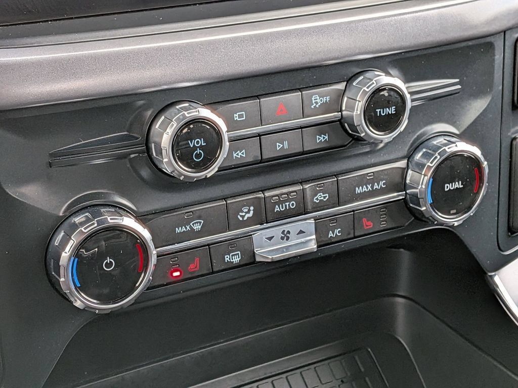 Used 2025 Ford F150 XLT w/ Equipment Group 302A MID AWD/4WD image 19