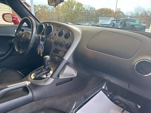 Used 2007 Pontiac Solstice Convertible w/ Premium Package image 17