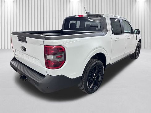 New 2025 Ford Maverick Lariat w/ Black Appearance Package image 5