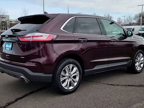 Used 2024 Ford Edge Titanium image 8