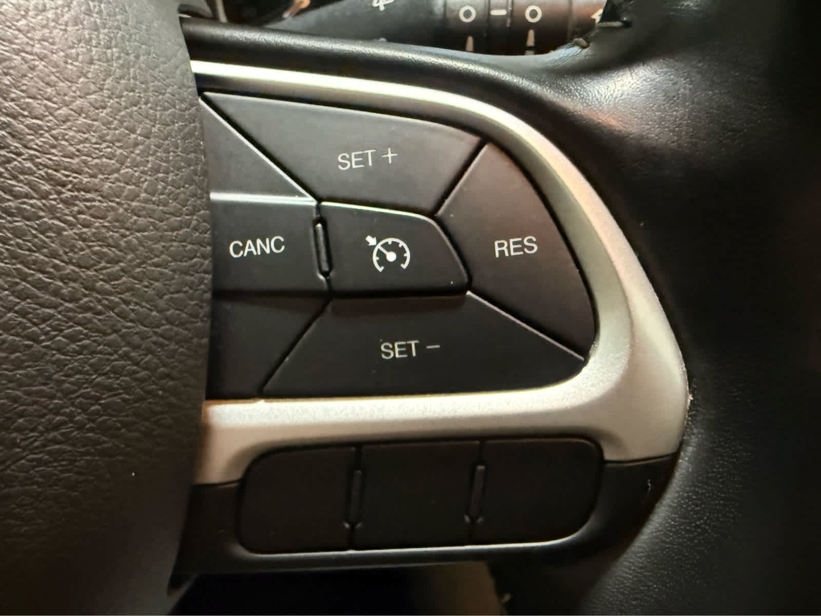 Used 2021 Jeep Compass Latitude AWD/4WD image 19