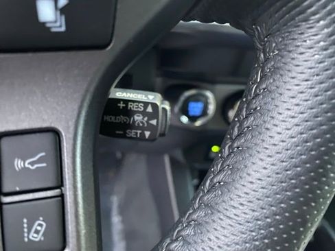 Used 2021 Toyota Tacoma TRD Off-Road image 19