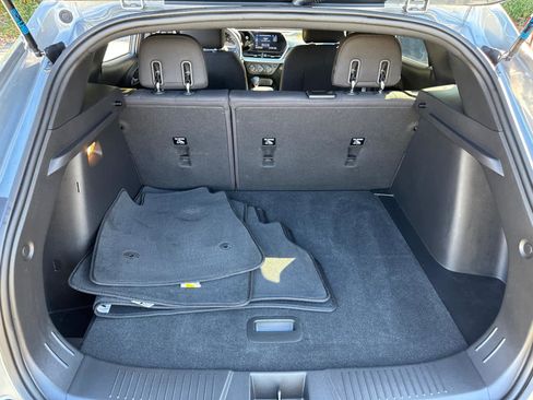 Used 2024 Chevrolet Trax RS w/ Driver Confidence Package image 38