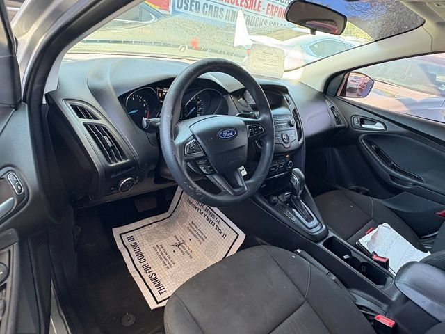 Used 2018 Ford Focus SE FWD image 17