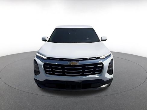 Used 2025 Chevrolet Equinox LT FWD image 4