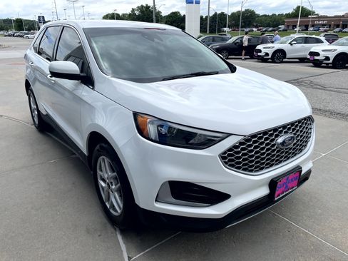 Used 2024 Ford Edge SEL AWD/4WD image 4