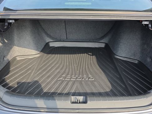 Used 2020 Honda Accord EX image 10