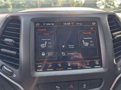 Used 2021 Jeep Cherokee Trailhawk w/ Sun, Sound & Nav Group image 11
