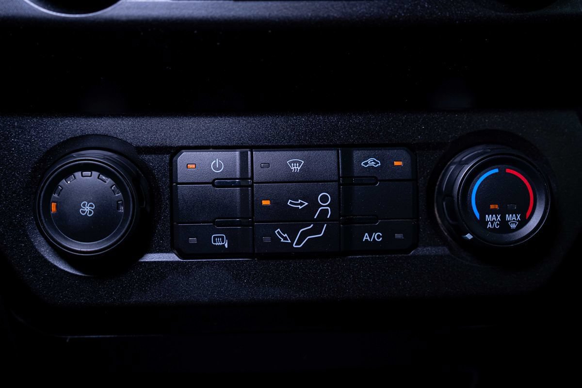 Used 2022 Ford F350 XL w/ Power Equipment Group AWD/4WD image 7