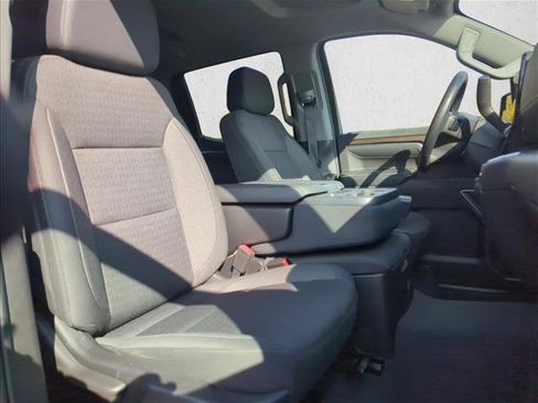 Used 2023 Chevrolet Silverado 1500 LT image 25