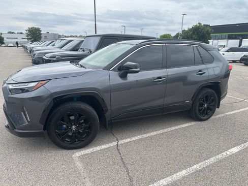 Used 2023 Toyota RAV4 XSE w/ XSE Grade Weather Package AWD/4WD image 7