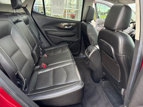 Used 2020 GMC Terrain Denali w/ Denali Premium Package AWD/4WD image 33